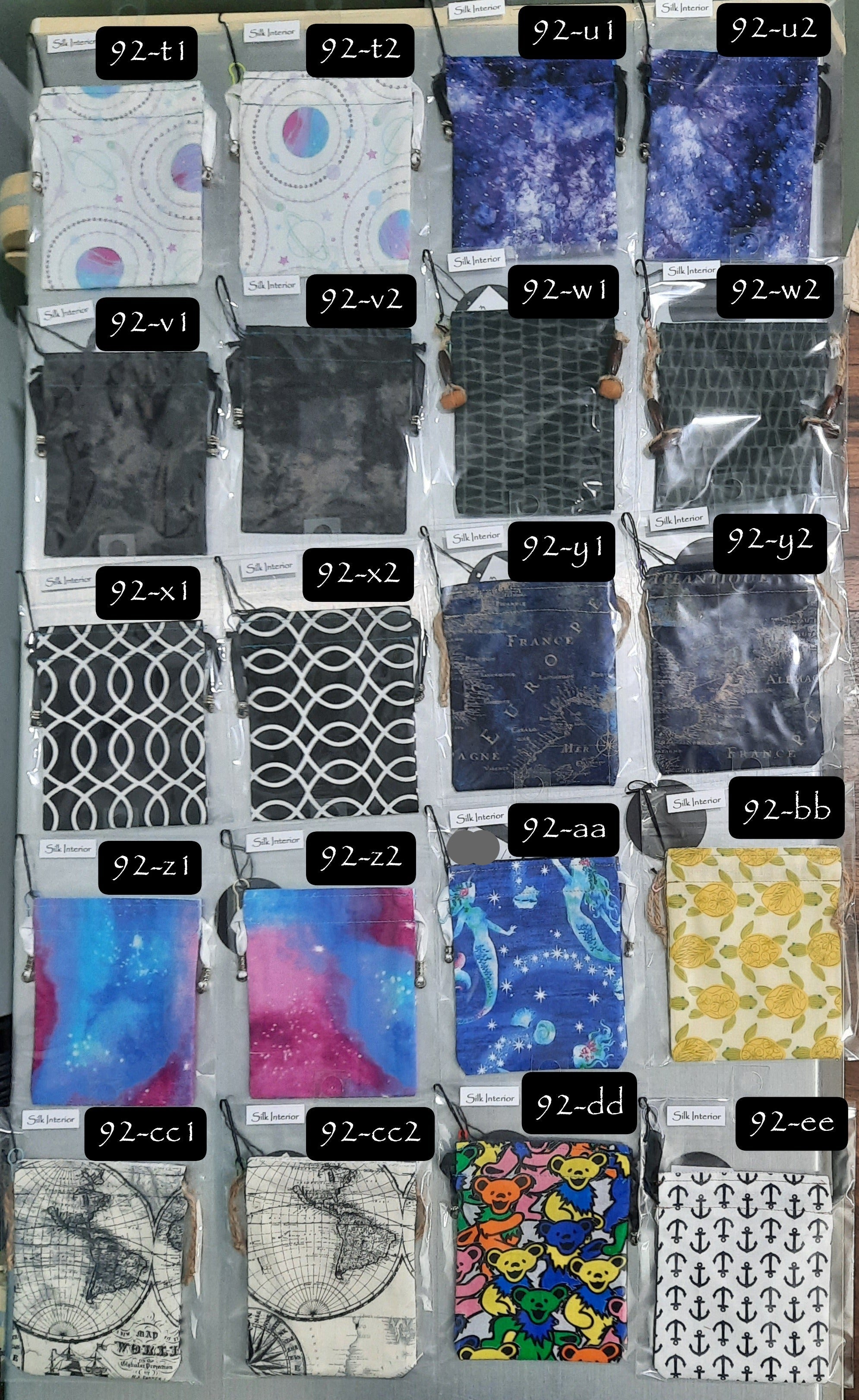 POUCHES ~5 x 4in (M)