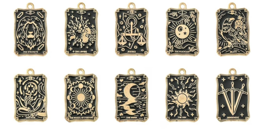 HAMSA/EYEBALL/TAROT CARD